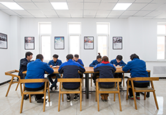 生產(chǎn)會(huì )議